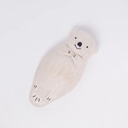 Figurine en bois Oyako - Bébé loutre de mer - Image 7