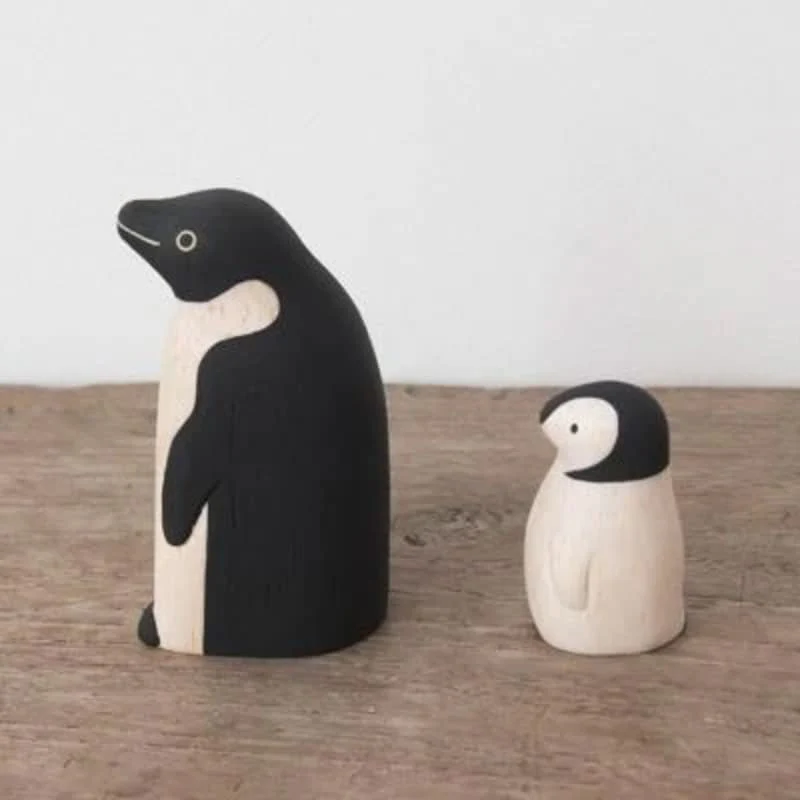 Figurine en bois Oyako - Bébé pingouin - Image 4