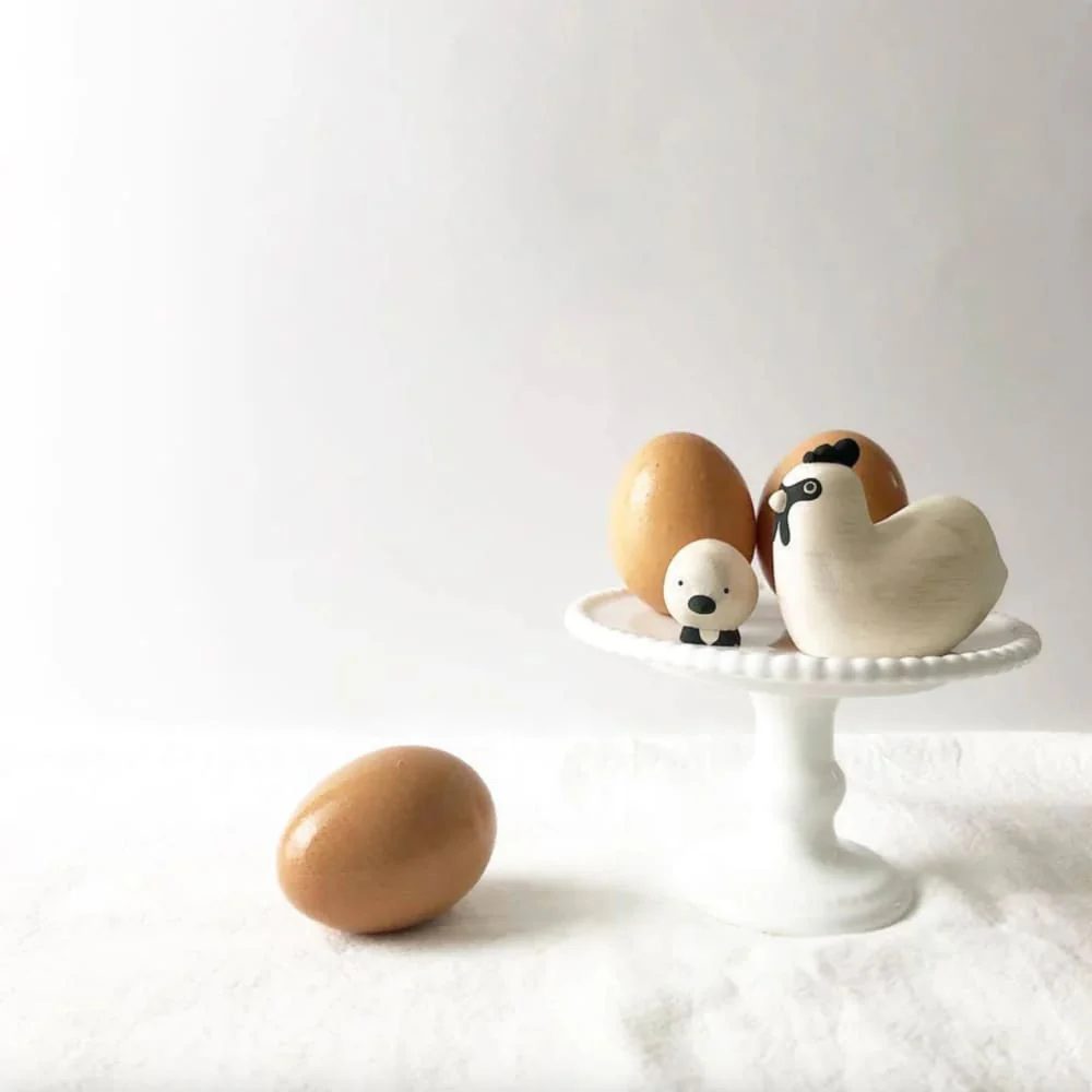 Figurine Poule Parent en Bois - Image 9