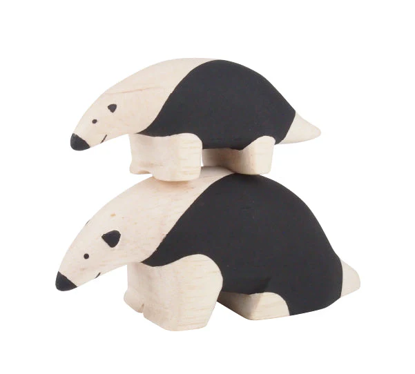 Figurine en bois – Fourmilier parent (Polepole) - Image 2